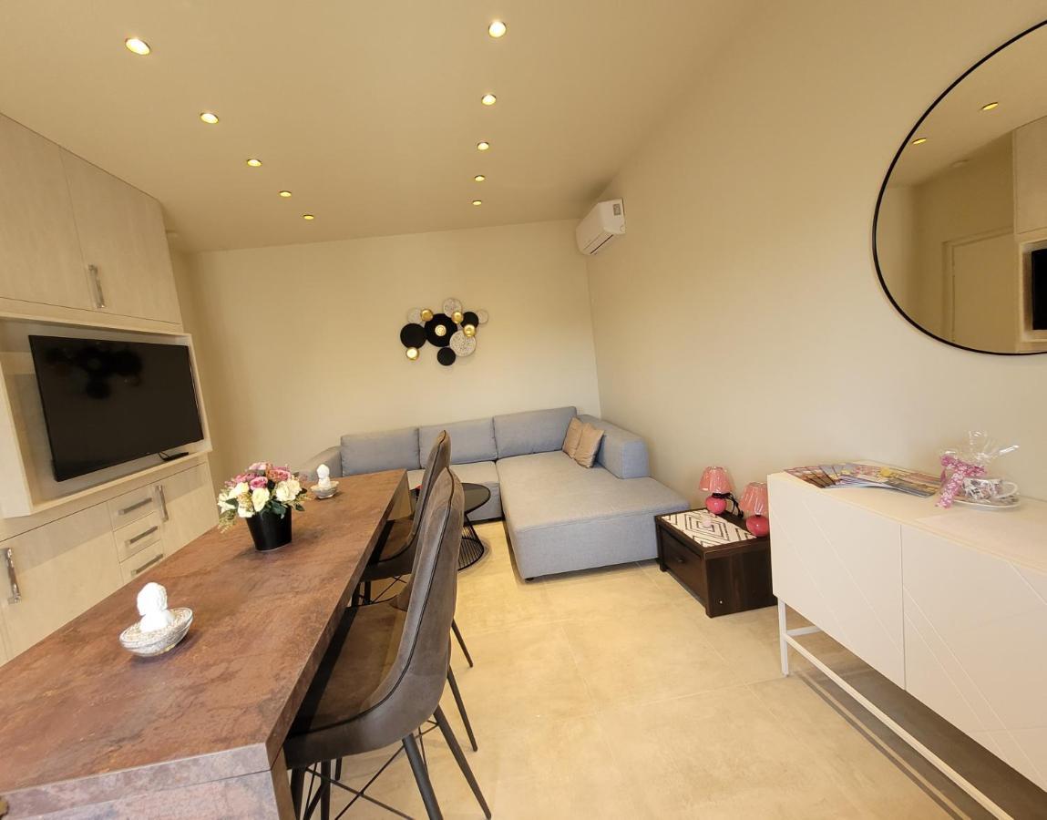 Lara II Apartman Debrecen Eksteriør billede