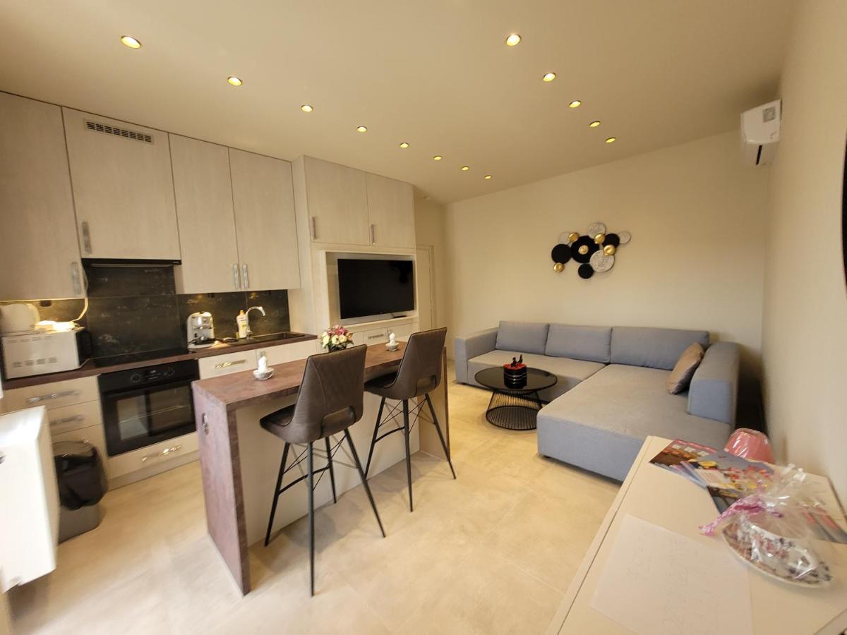 Lara II Apartman Debrecen Eksteriør billede